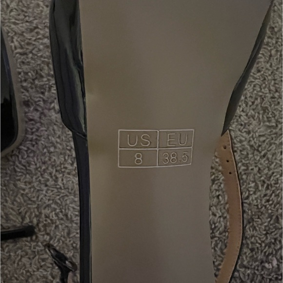 high heels - Picture 3 of 3